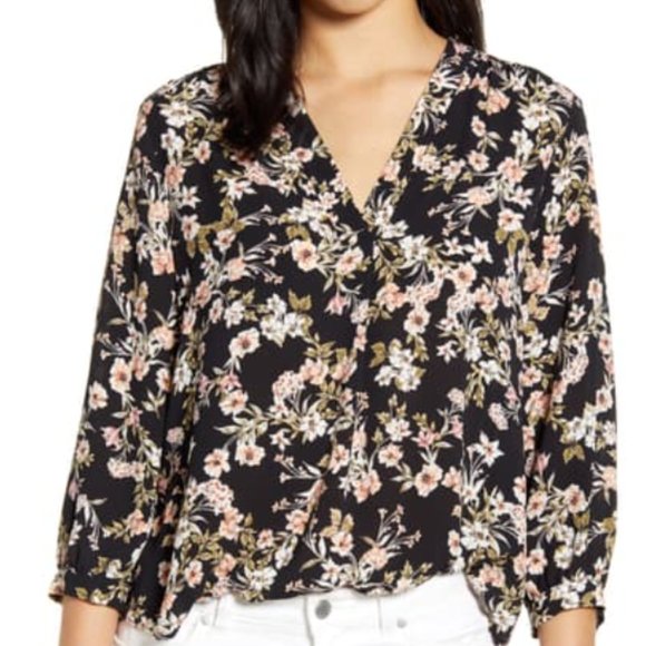 Vince Camuto Tops - Vince Camuto Black Bouquet Plains Chiffon Blouse